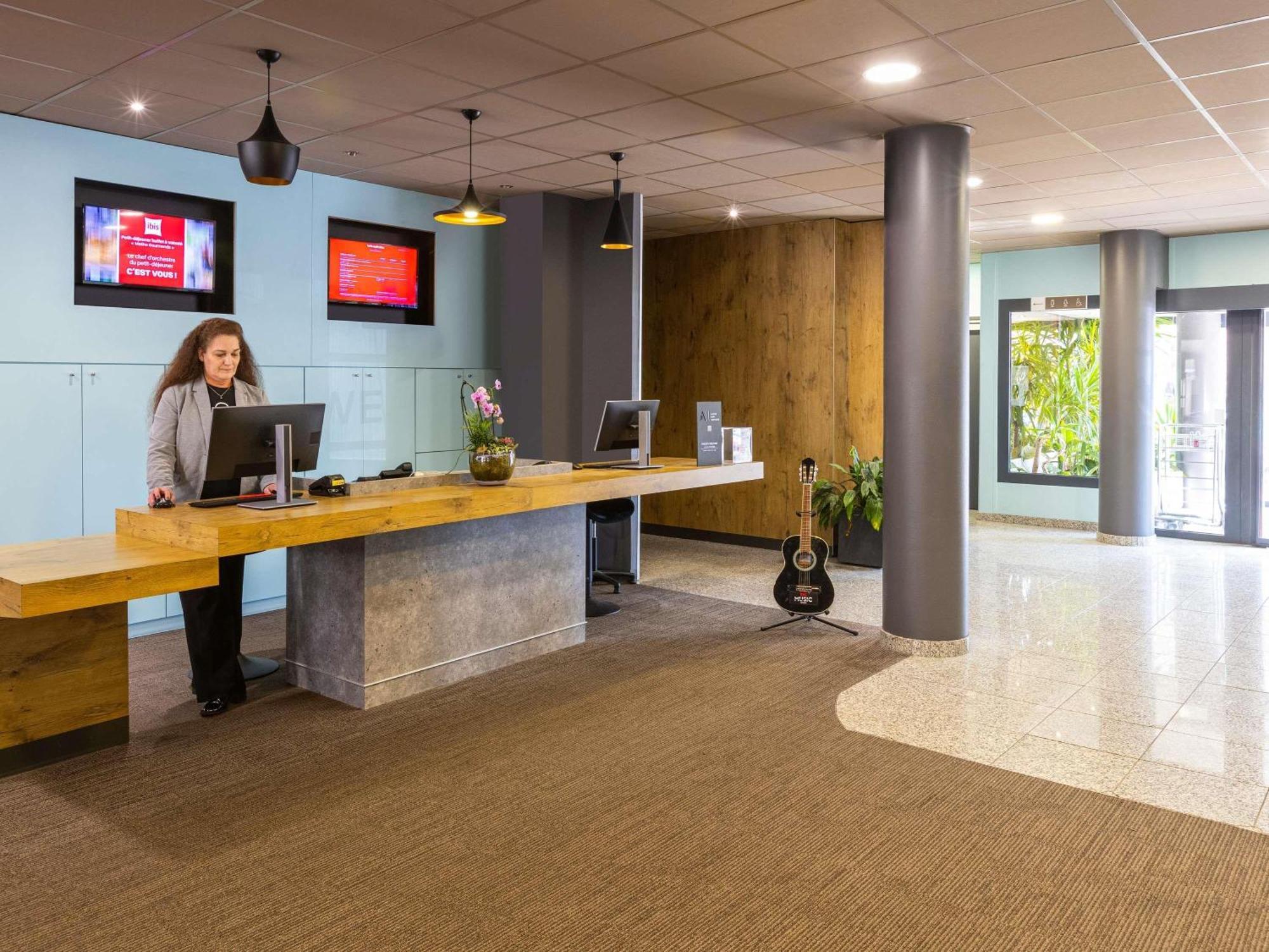 Hotel Ibis Epinal Centre Zewnętrze zdjęcie